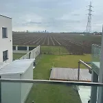 Skyline-view بيت للعطل *
