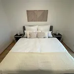 Skyline-view بيت للعطل